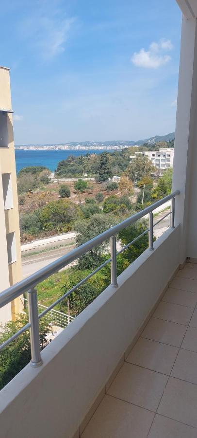 Deluxe Sea Apartment Влёра Экстерьер фото